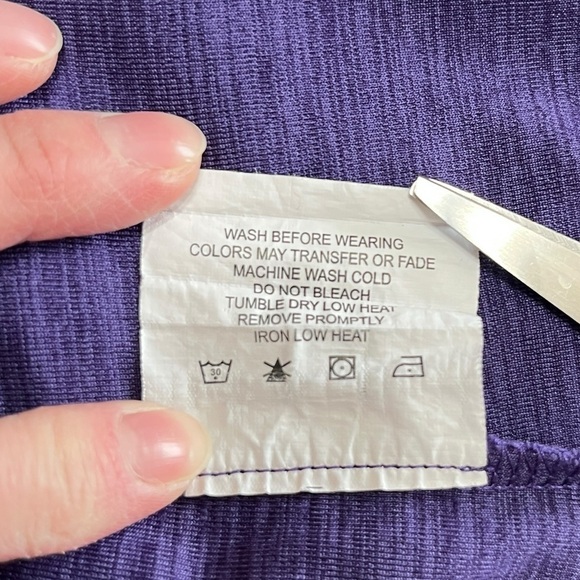 Urbane Performance Purple Scrub Top Size Medium - Picture 9 of 11